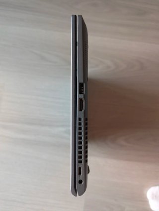 Portatile Asus VivoBook 14"