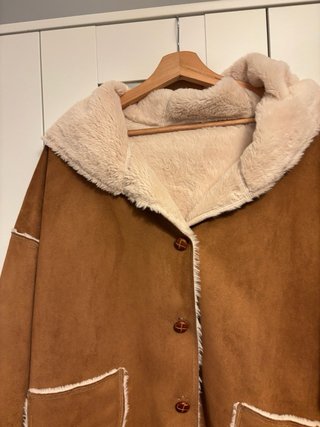 Abrigo reversible de ante y borreguito