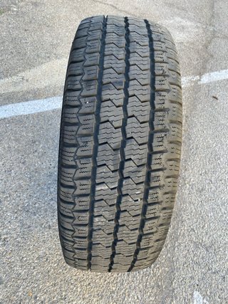 Neumáticos Bridgestone y Continental 235/65 R 16C