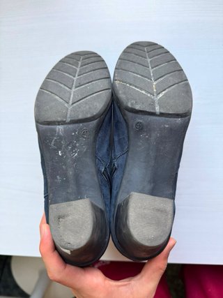 Botines de piel azul