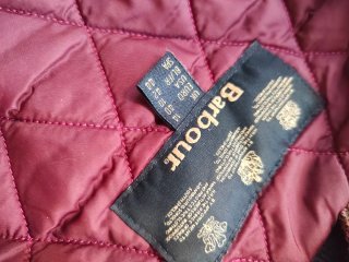 Chaqueta Barbour Waddesdon Beadnell Roja