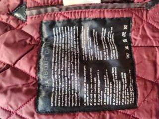 Chaqueta Barbour Waddesdon Beadnell Roja