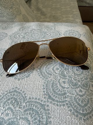 Gafas de sol Ray-Ban Aviator polarizadas doradas