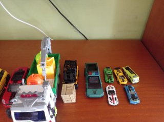 Lote 15+ Vehículos Juguete