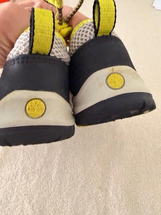 Zapatos talla 32  Timberland gris y Amarillo
