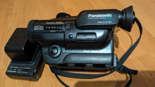 Videocámara Panasonic SVHS-C