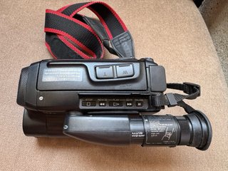 Videocámara Video8 Sony CCD-TR360E Completo Funcio