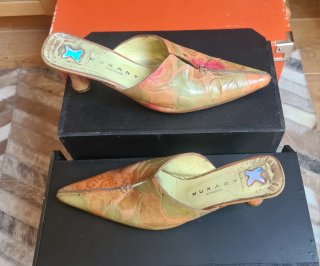 Mules /Zuecos MUXART piel labrada estampada T 37.5