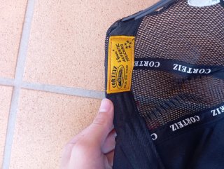 Gorra estilo Corteiz negra | Trucker | Nueva