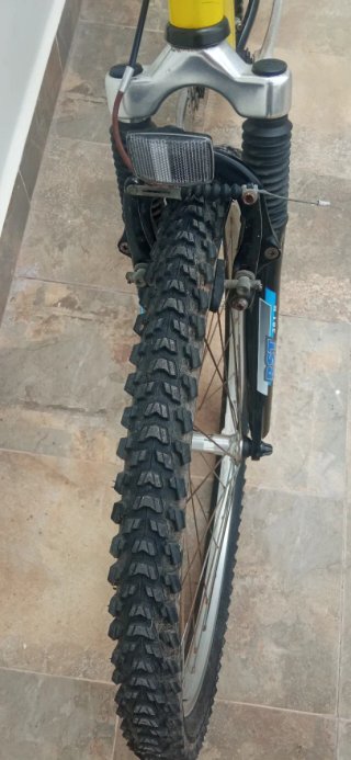 Bicicleta de Montaña Amarilla 26 pulgadas