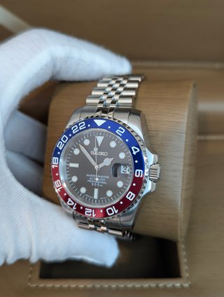 Reloj Seiko Mod Diver Master Pepsi Azul y Rojo