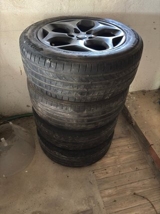 Llantas Ford Focus con Neumáticos