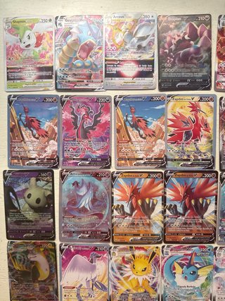 Cartas Pokémon V/VMAX/VSTAR