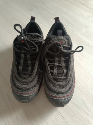 Playeras Nike Air Max 97 Talla 35.5 niño
