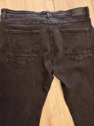 Pantalón vaquero negro Inside Talla XL