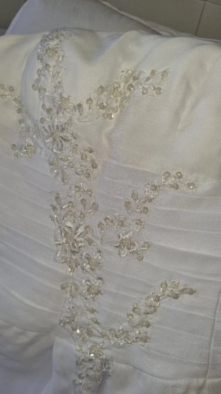 Vestido de Novia Blanco con Pedrería