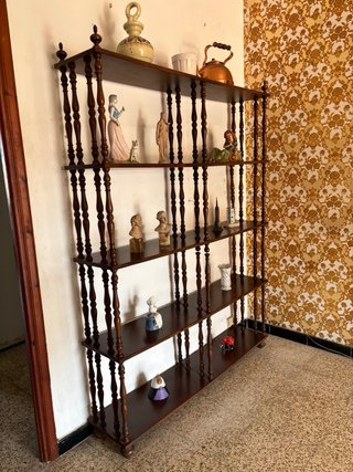 Estantería madera maciza balustres torneados