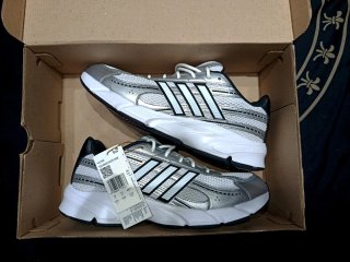 Adidas Technochaos 2000