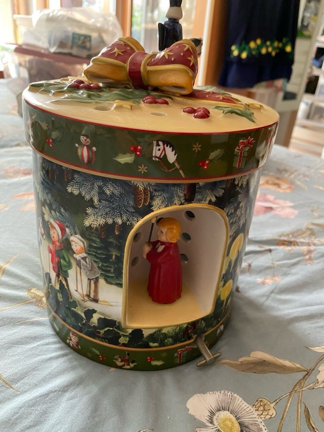 Caja Musical Villeroy & Boch