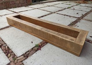 Jardinera / Centro de Mesa. Madera Artesanal.