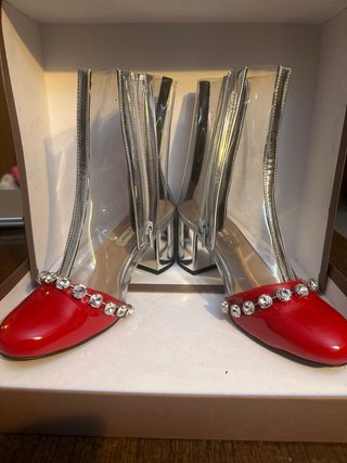 Botines Irreverente tacón transparente pedrería