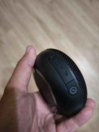 Altavoz Bluetooth Portátil Magnético Negro