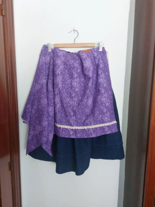 Falda larga estampada morada