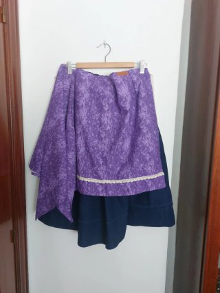 Falda larga estampada morada