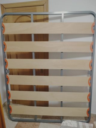 Somier 1.50 Metálico con Láminas de Madera