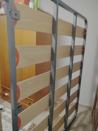 Somier 1.50 Metálico con Láminas de Madera
