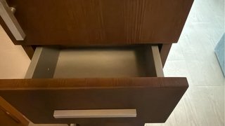 Mueble baño estrecho wengue.