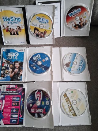 Lote 6 Giochi Wii: We Sing, Just Dance 4