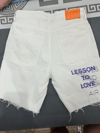 Bershka Pantalón Corto Vaquero Estampado Hombre