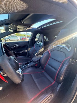 Mercedes-Benz Clase CLA 2015