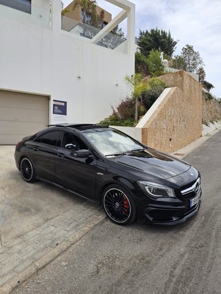 Mercedes-Benz Clase CLA 2015