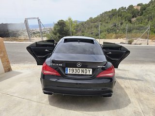 Mercedes-Benz Clase CLA 2015