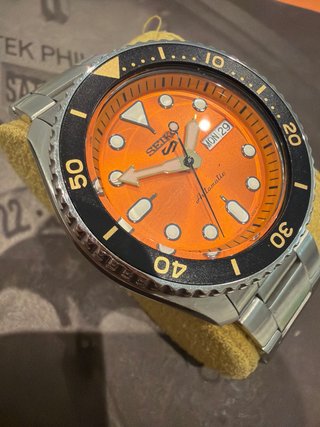Reloj Seiko 5 Automático Naranja