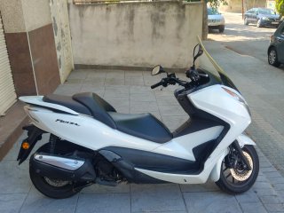 Honda Forza 300 ABS Blanca