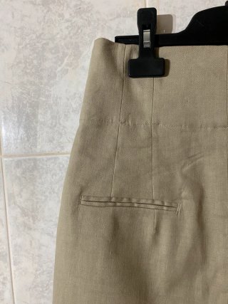 Falda Zara tiro alto beige Talla S