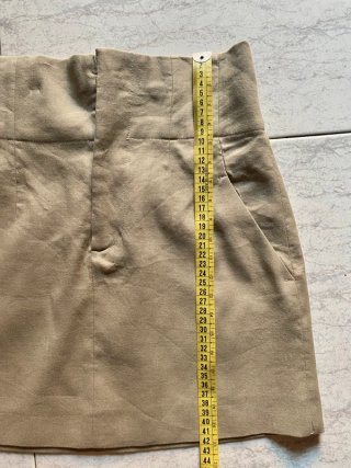 Falda Zara tiro alto beige Talla S