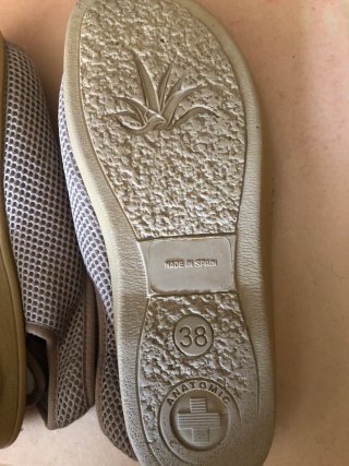 Sandalias Celia Ruiz Beige/Marrón