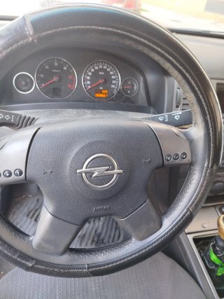 Opel Signum 2006
