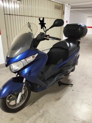 Suzuki Burgman 200 Azul