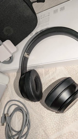 Beats Solo 4 Auriculares Inalámbricos Negros NUEVO