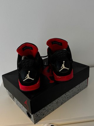 Jordan 4 Retro Caja Talla 42
