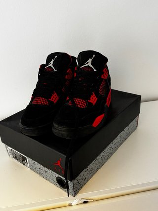 Jordan 4 Retro Caja Talla 42