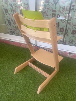 Silla Stokke Tripp Trapp Madera y Verde