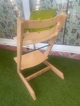 Silla Stokke Tripp Trapp Madera y Verde