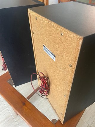 2 Altavoces Quasar Negros y Plateados