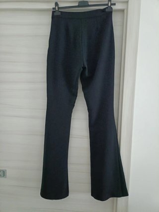 Pantaloni a zampa neri